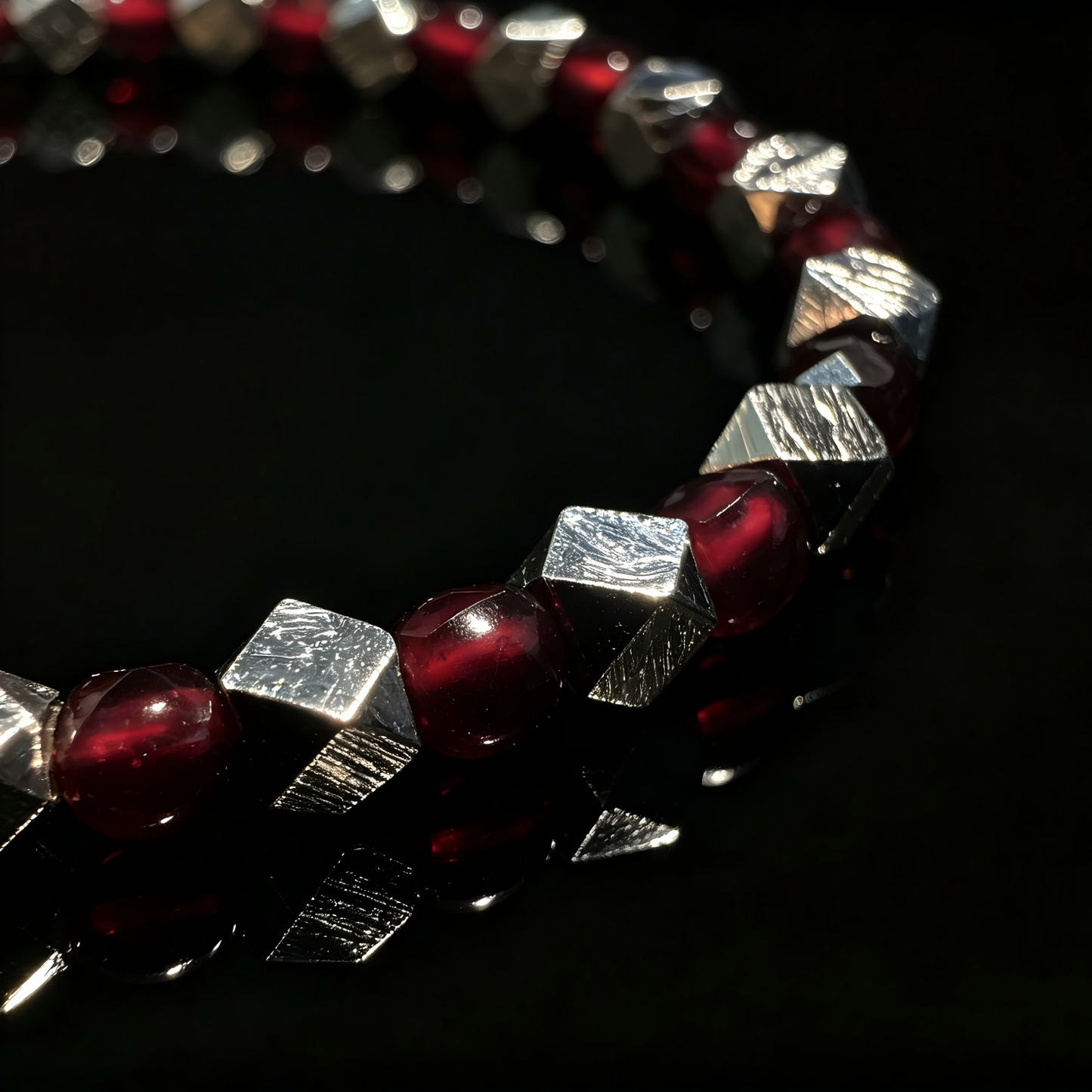 Garnet × Meteorite Energy Bracelet