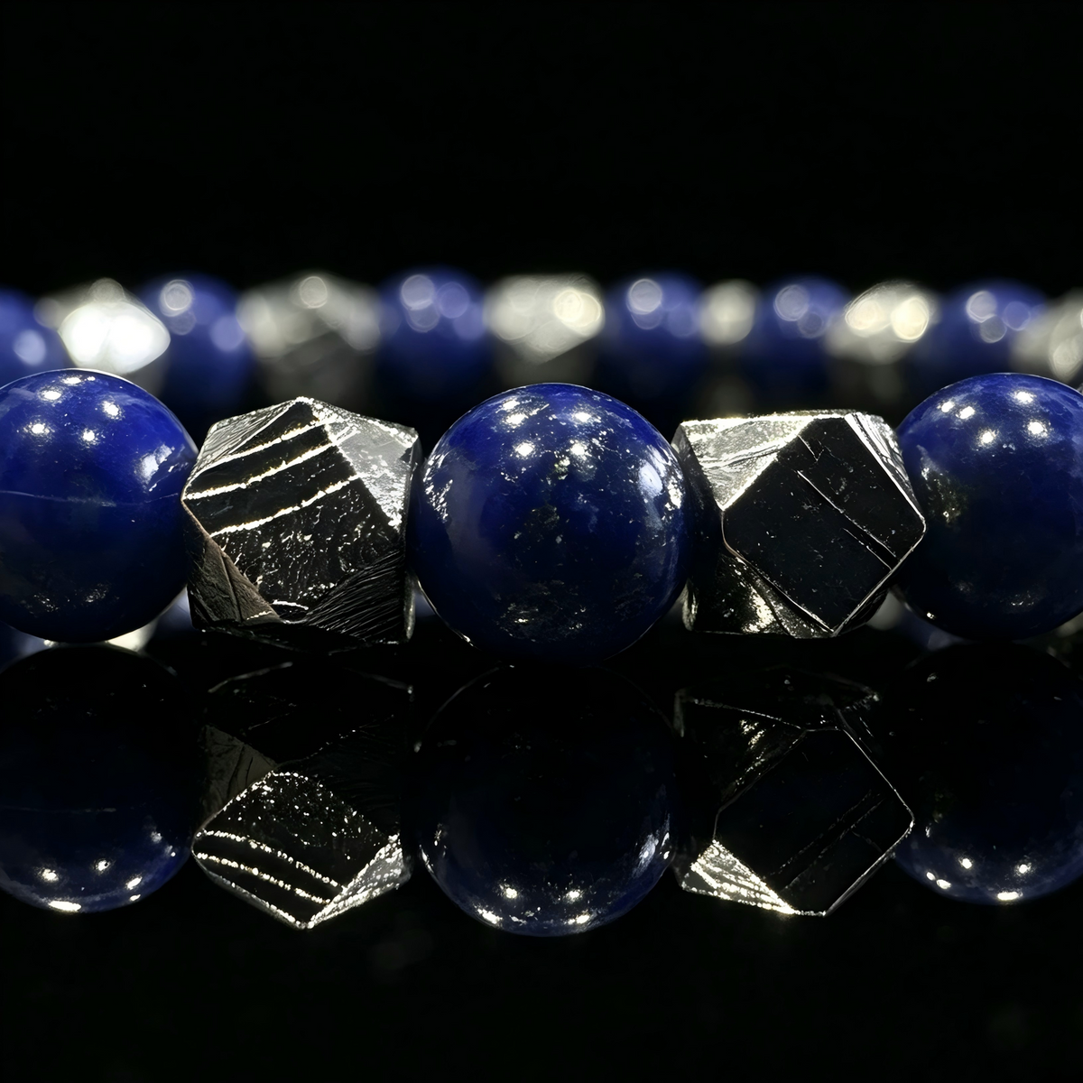 Lapis Lazuli & Meteorite Bracelet（6m）